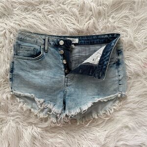 Denim Frayed Hem Women Shorts - FOREVER 21